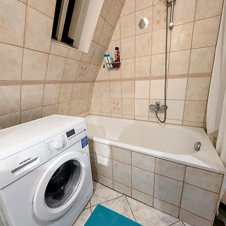 Gemuetliches Zimmer In Zentr Lage 15 Min Zum Hbf